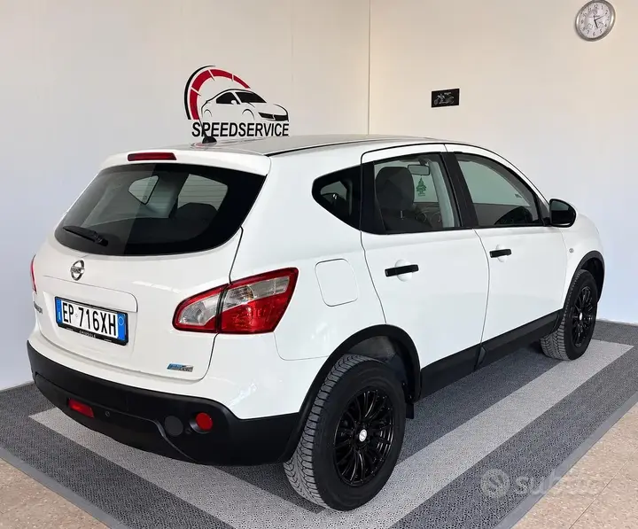 Nissan Qashqai 2013 photo 5