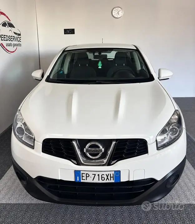 Nissan Qashqai 2013 photo 2