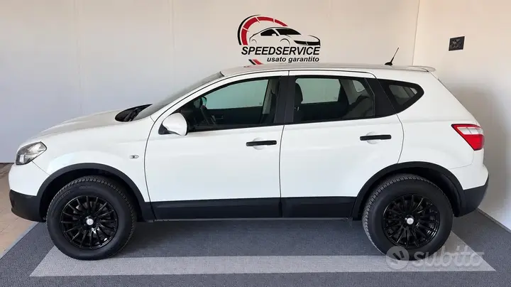 Nissan Qashqai 2013 photo 3
