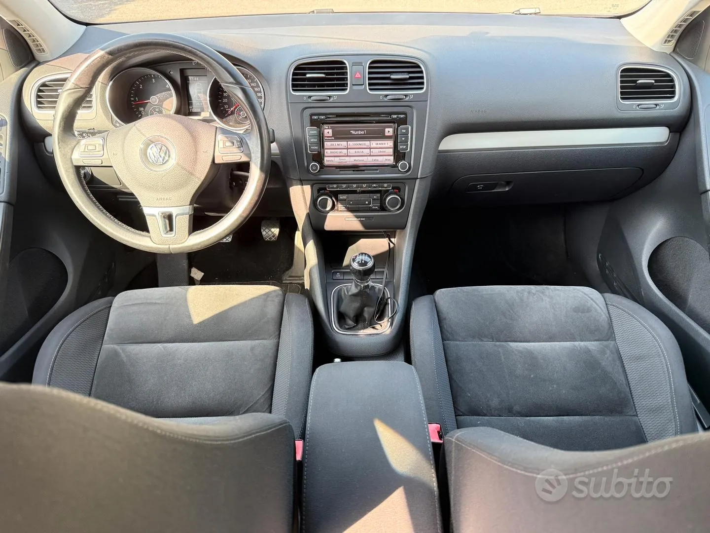 Volkswagen Golf 2011 photo 5