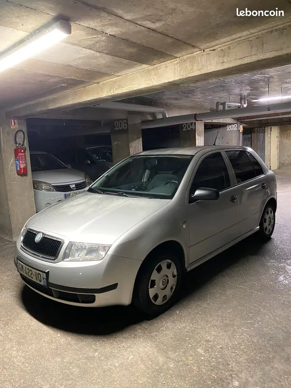 Skoda Fabia 2004 photo 2
