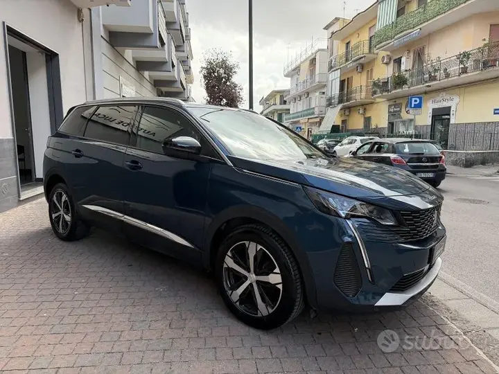 Peugeot 5008 2024 photo 2