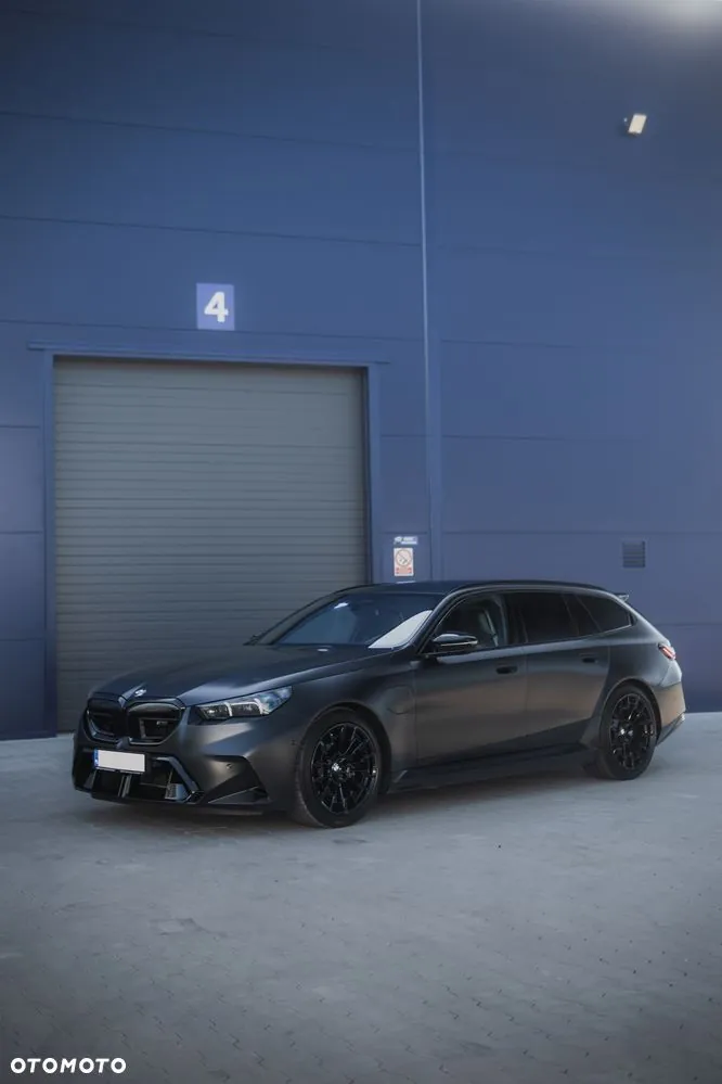 BMW M5 2025 photo 4