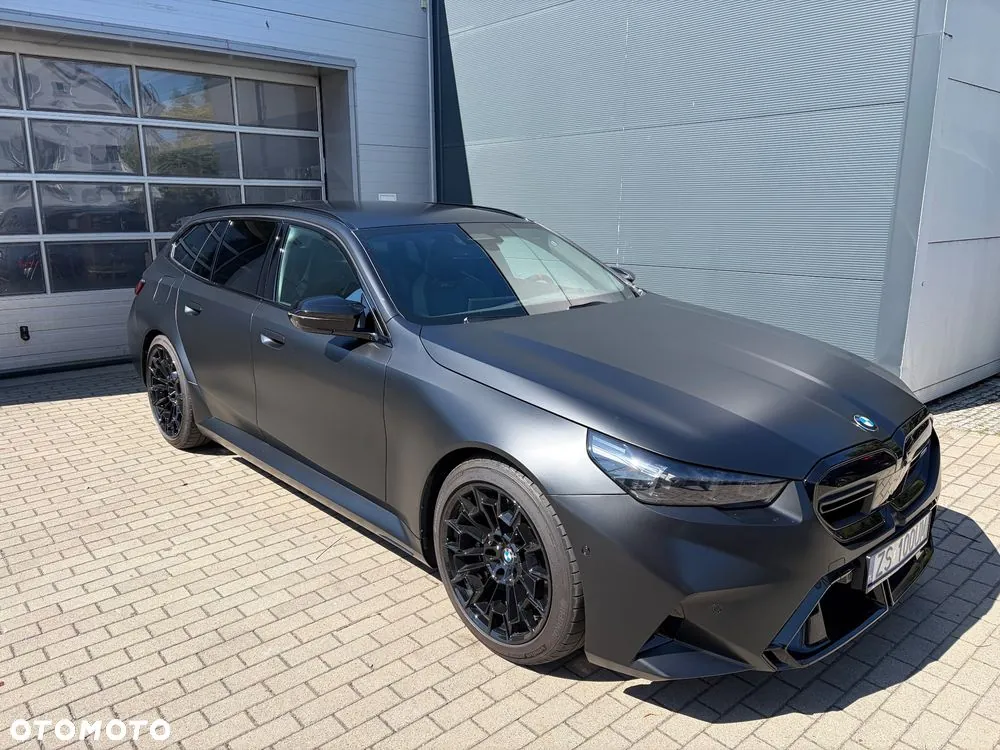 BMW M5 2025 photo 2