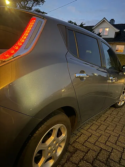 Nissan Leaf 2015 photo 4