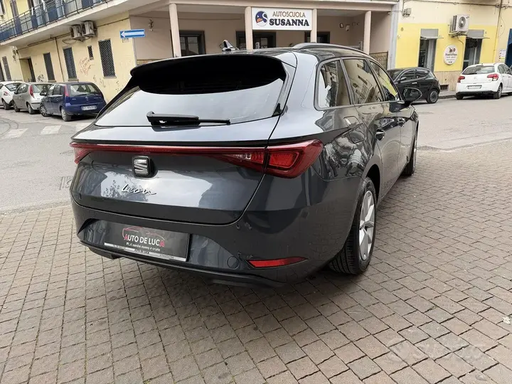 Seat Leon 2023 photo 5