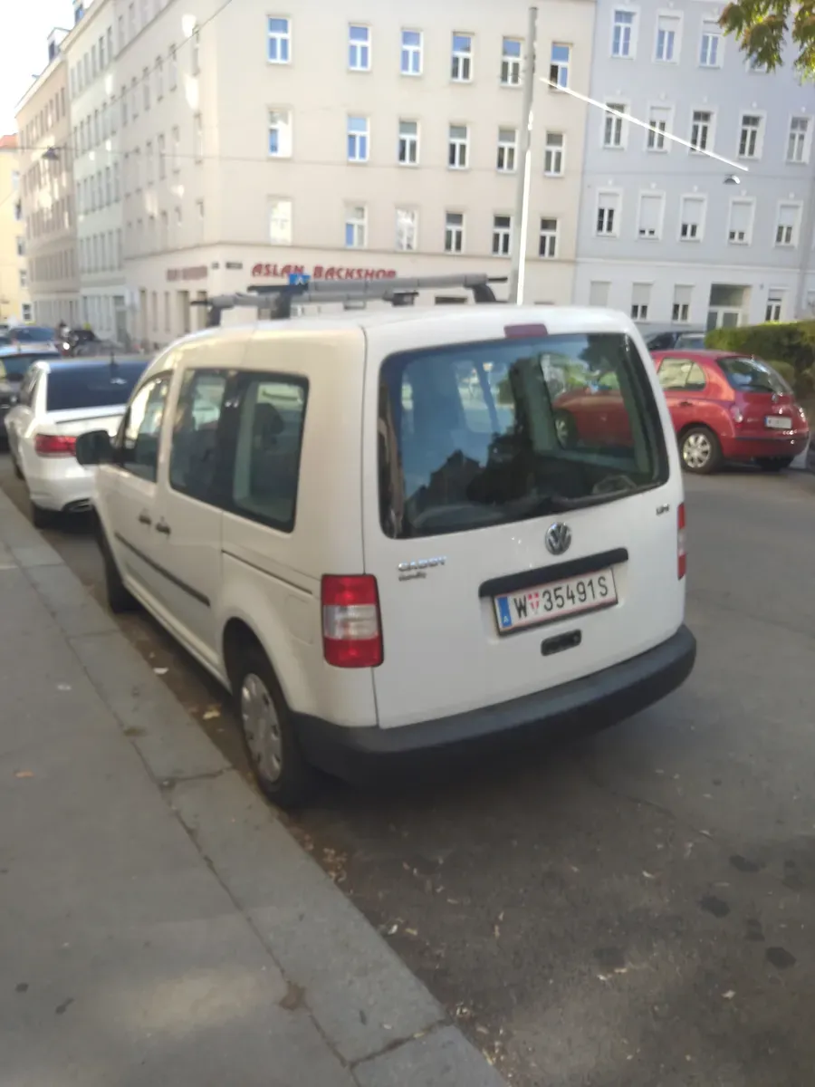 Volkswagen Caddy 2007 photo 2