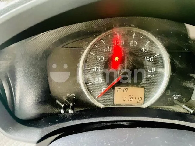 Toyota Axio 2012 photo 5