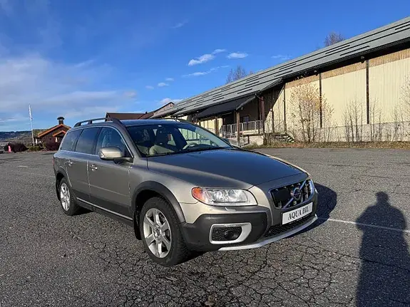 Volvo Xc70 2011 photo 2