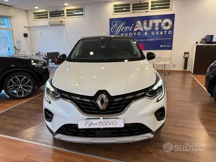 Renault Captur 2022 photo 3