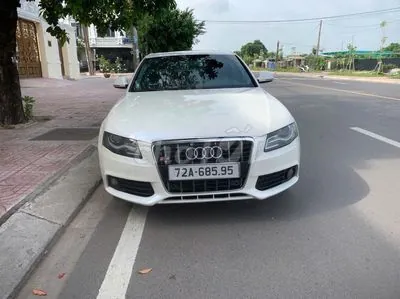 Audi A4 2009 photo 2