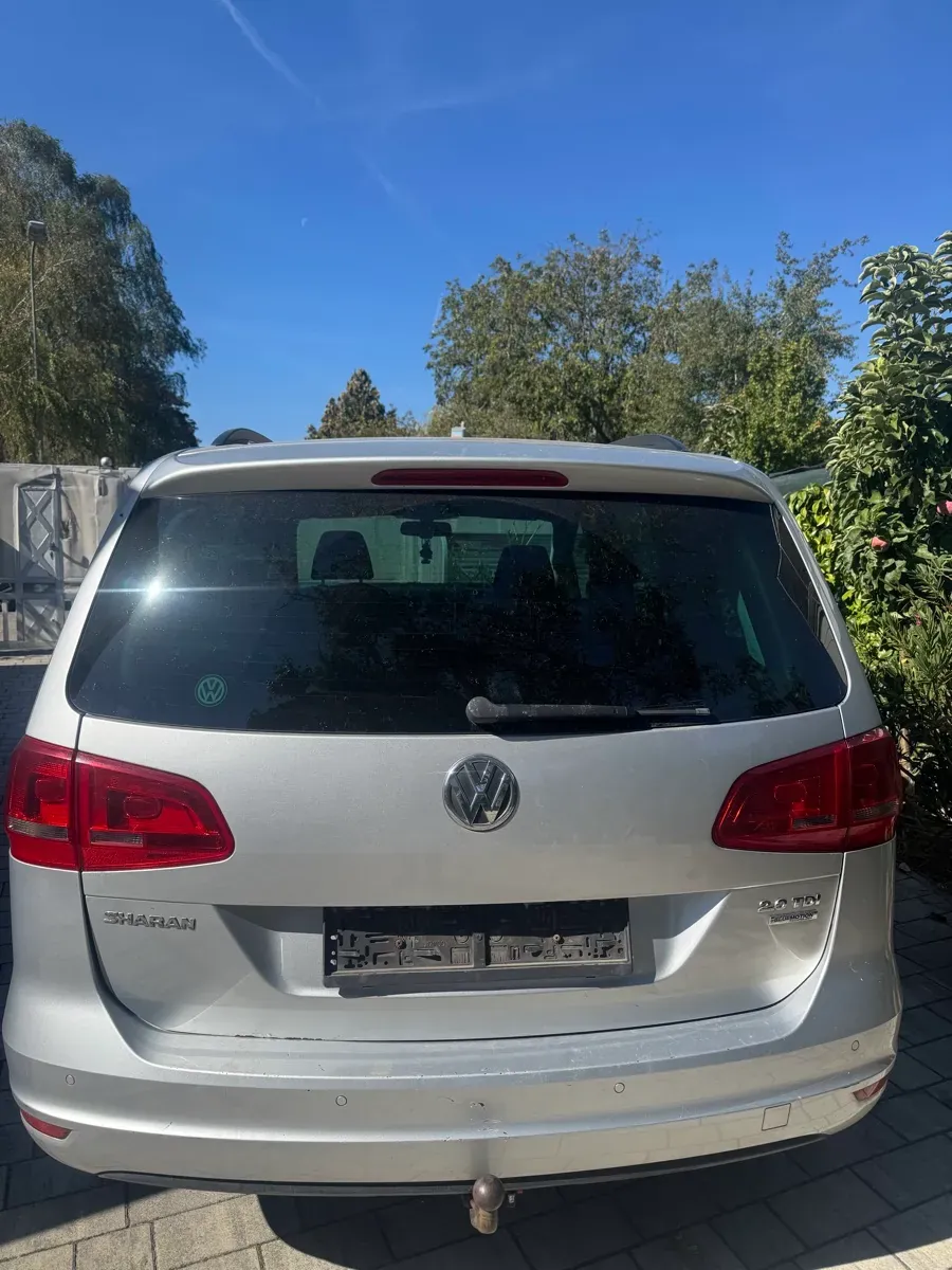 Volkswagen Sharan 2010 photo 3