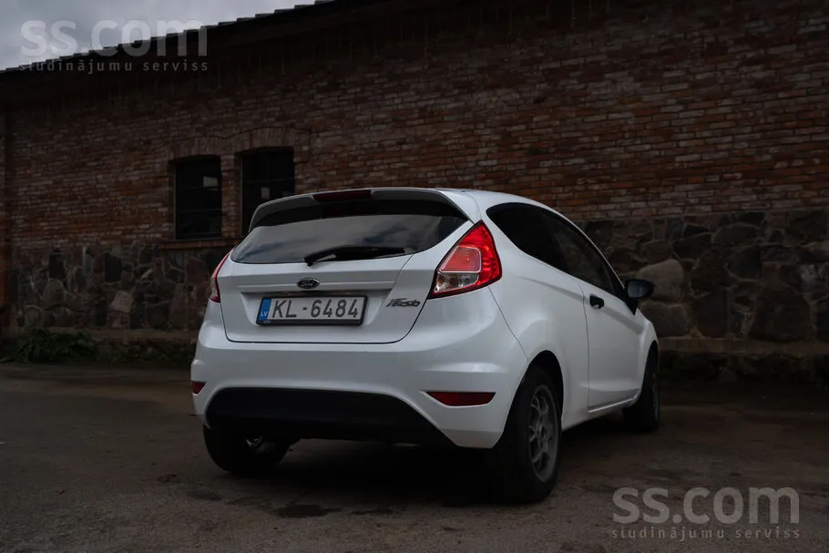 Ford Fiesta 2016 photo 5