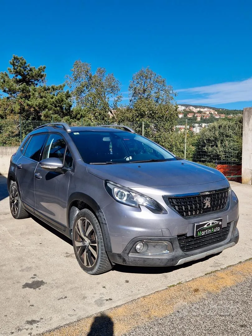Peugeot 2008 2016 photo 3