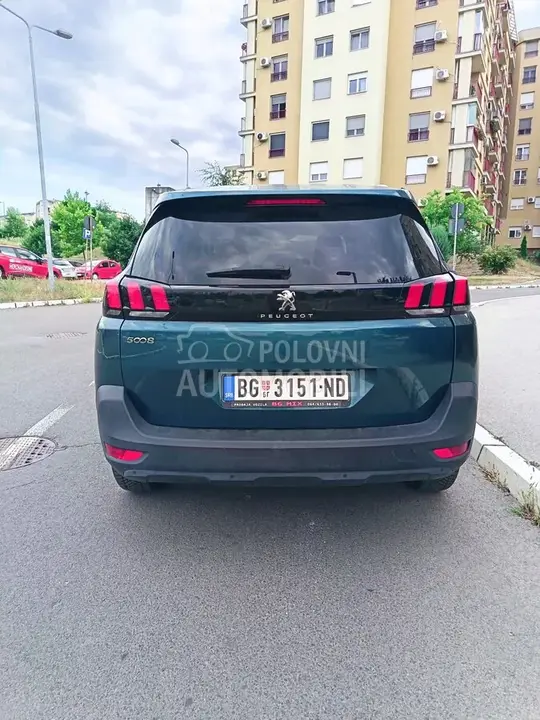 Peugeot 5008 2019 photo 5