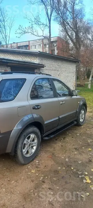 Kia Sorento 2004 photo 2