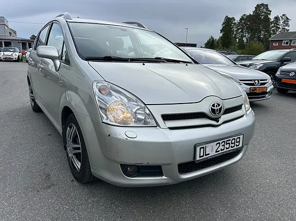 Toyota Corolla Verso 2005 photo 3