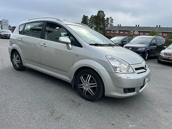 Toyota Corolla Verso 2005 photo 4