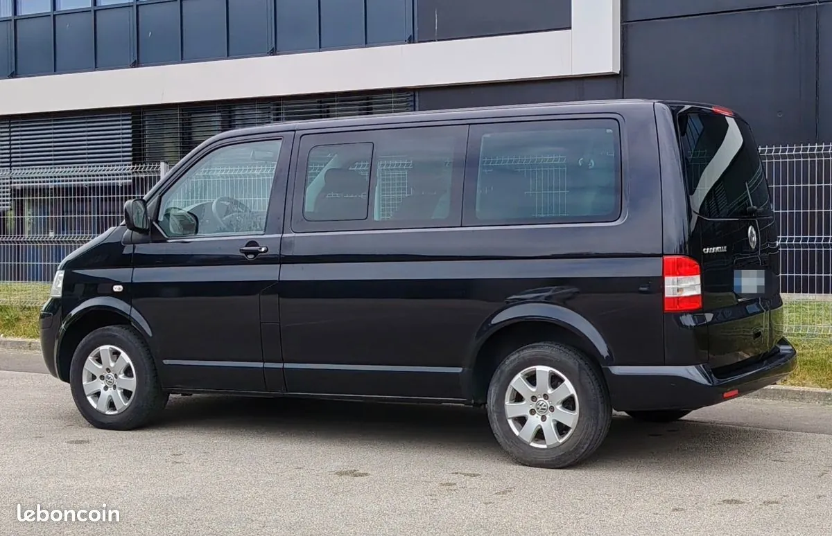 Volkswagen T5 2008 photo 2
