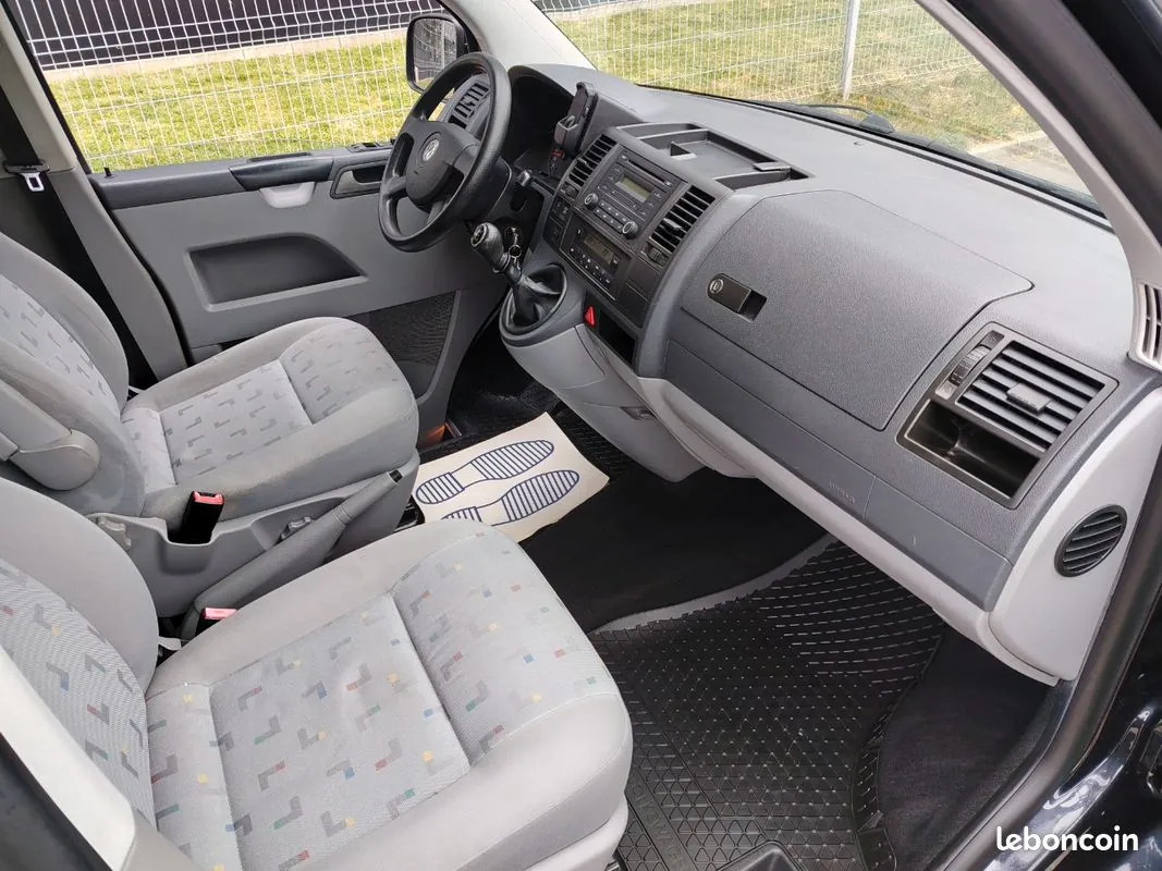 Volkswagen T5 2008 photo 3