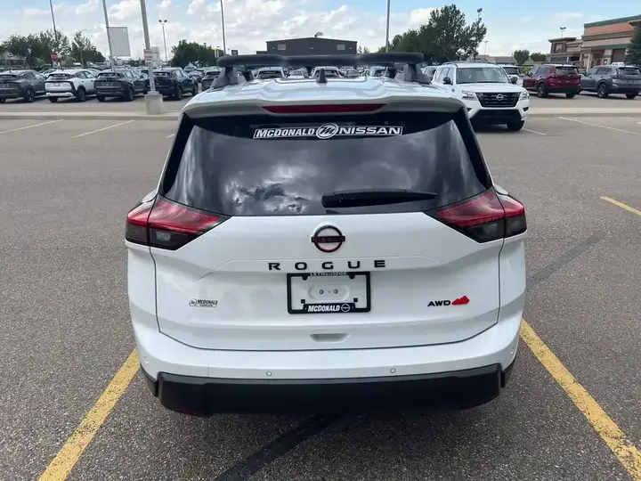 Nissan Rogue 2026 photo 4