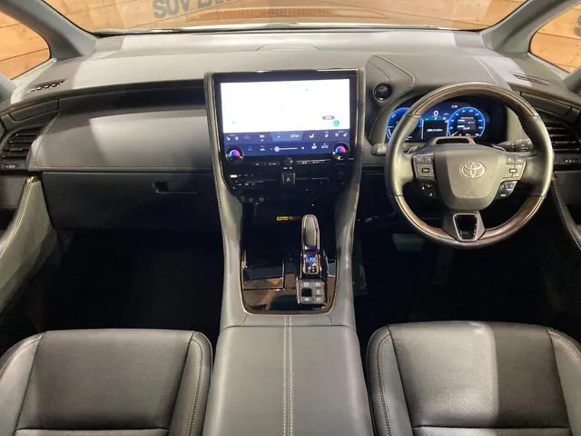 Toyota Alphard 2024 photo 2