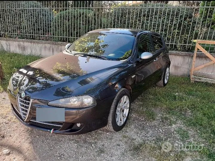 Alfa Romeo 147 2007 photo 2