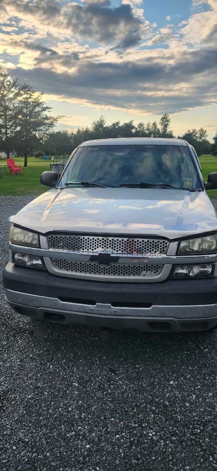 Chevrolet Silverado 2500 2004 photo 3