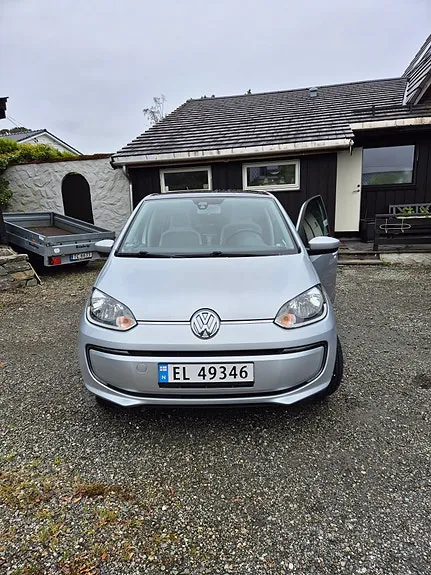 Volkswagen E-Up! 2015 photo 4
