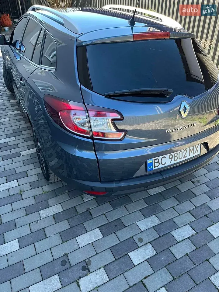 Renault Megane 2015 photo 2