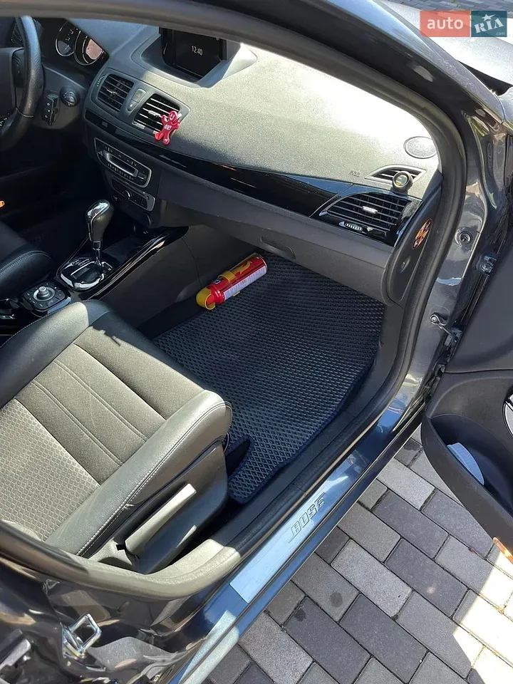 Renault Megane 2015 photo 4