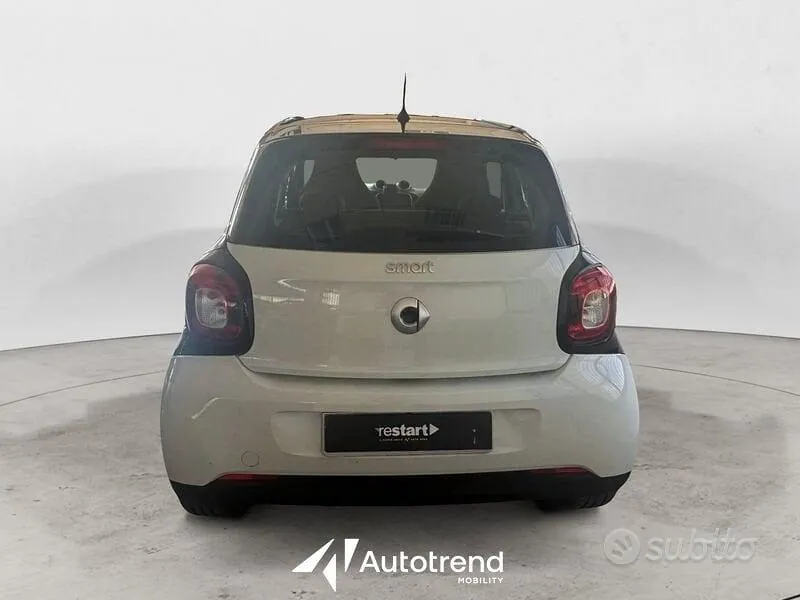 Smart Forfour 2019 photo 4