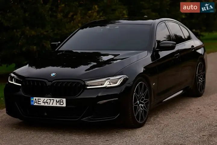 BMW 5 Series 2020 photo 5