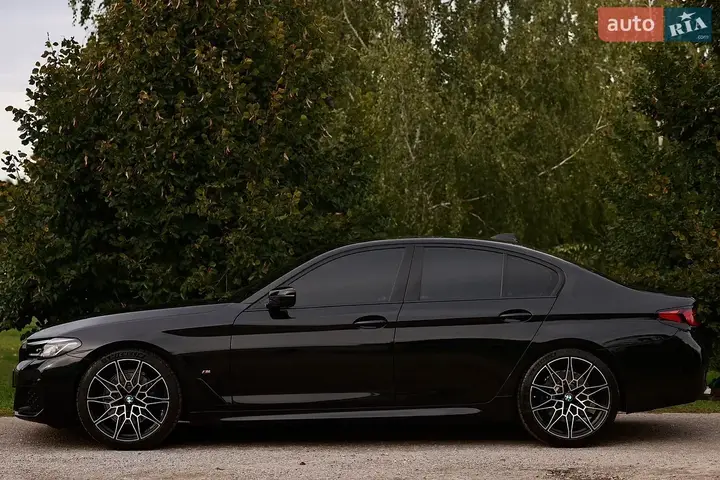 BMW 5 Series 2020 photo 4