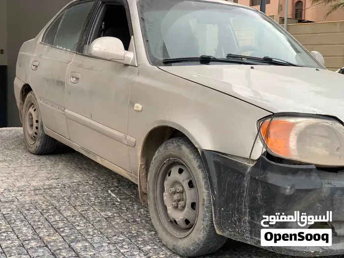 Hyundai Verna 2005 photo 3