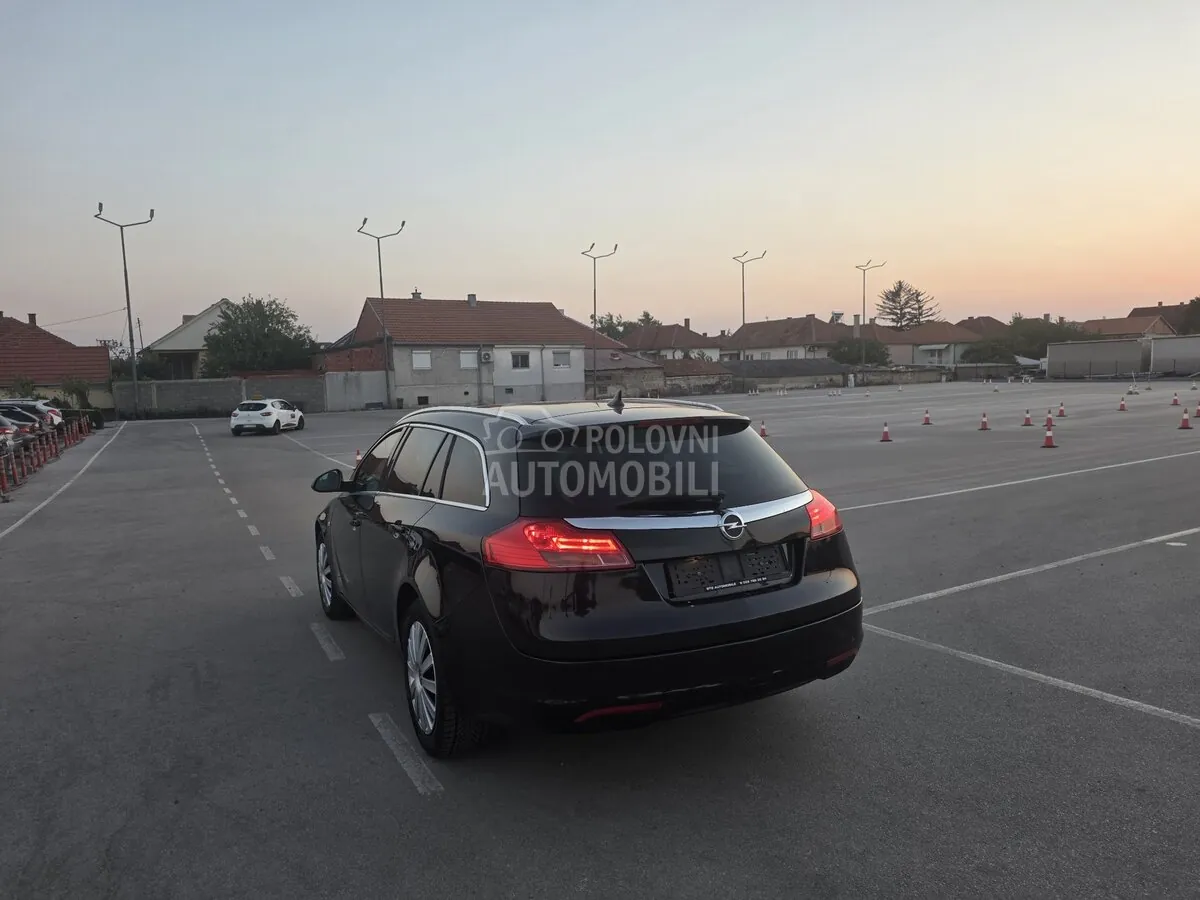 Opel Insignia 2010 photo 5