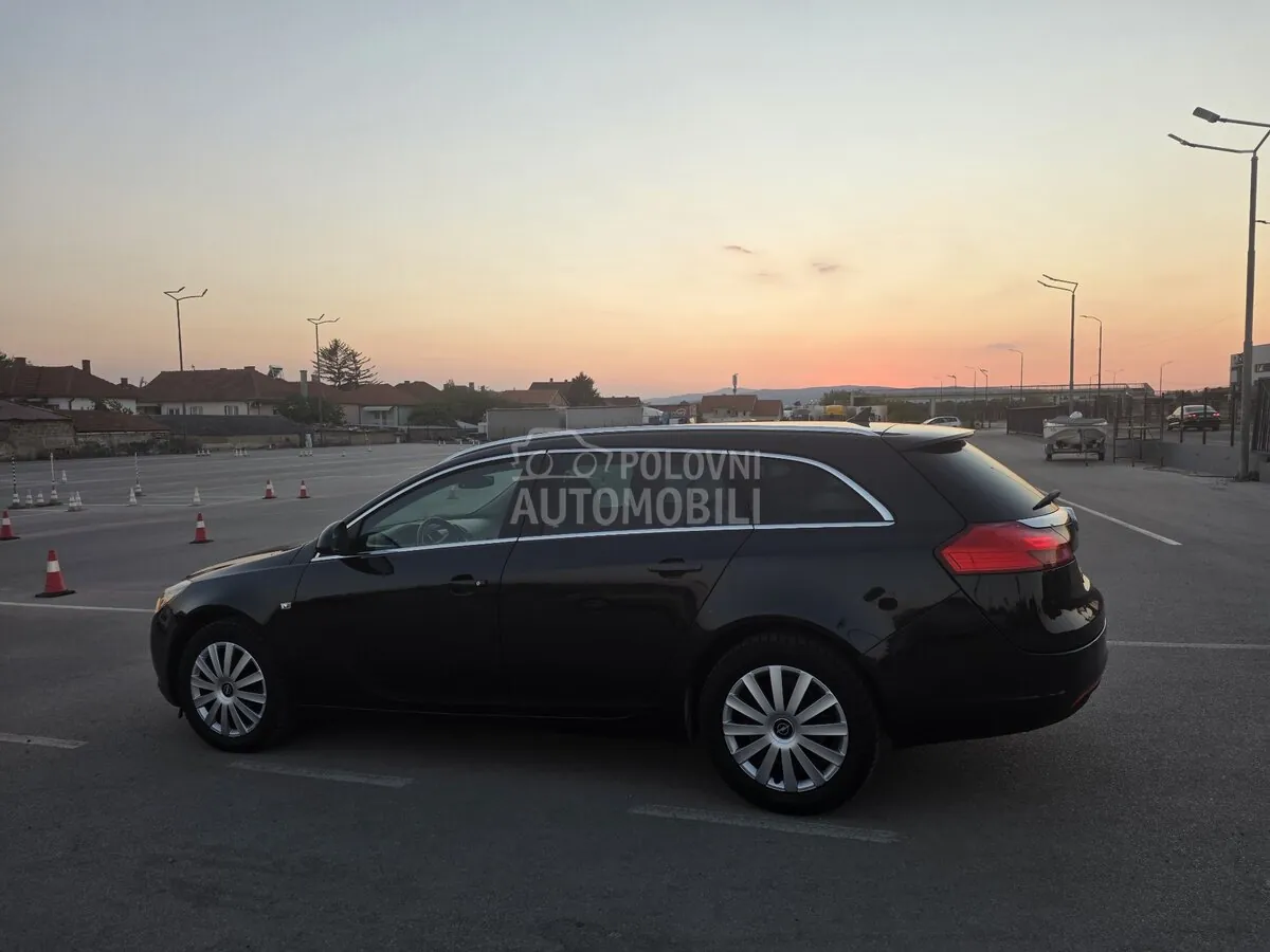 Opel Insignia 2010 photo 3