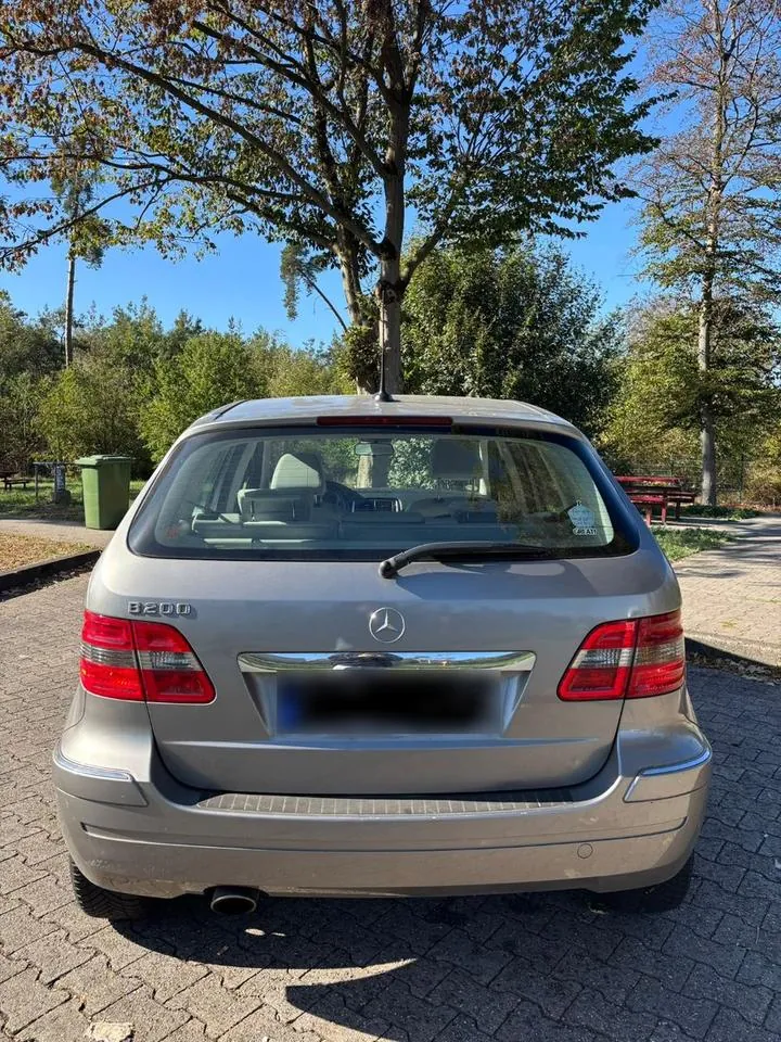 Mercedes-Benz B 200 Standard