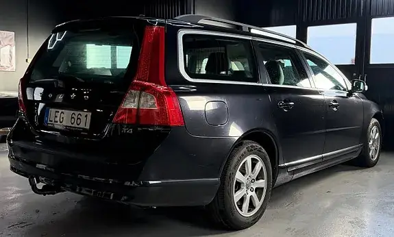 Volvo V70 2011 photo 4