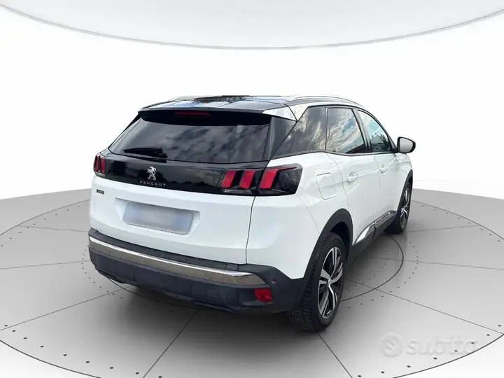 Peugeot 3008 2020 photo 3