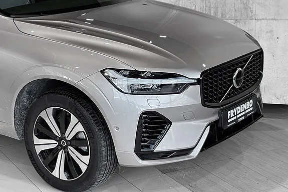 Volvo Xc60 2025 photo 2