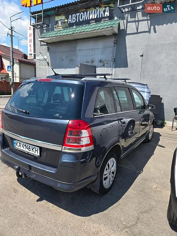 Opel Zafira 2008 photo 4