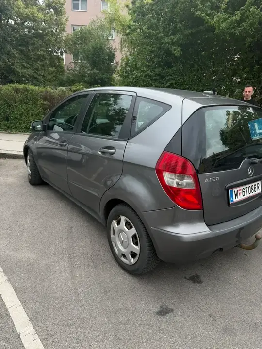 Mercedes-Benz A-Class 2012 photo 2