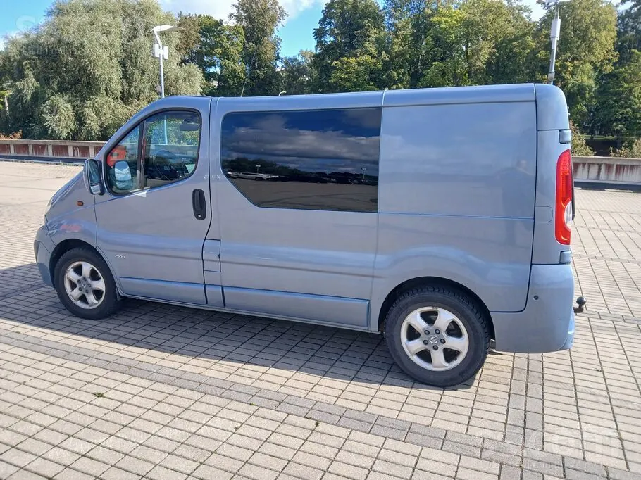 Opel Vivaro 2007 photo 4