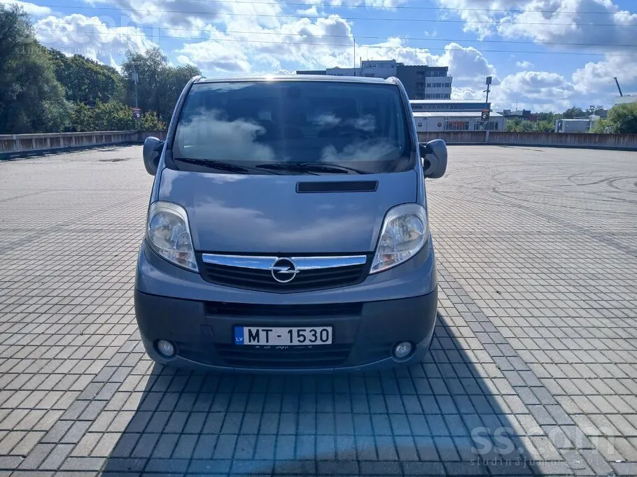 Opel Vivaro 2007 photo 2