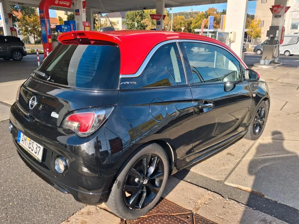 Opel Adam