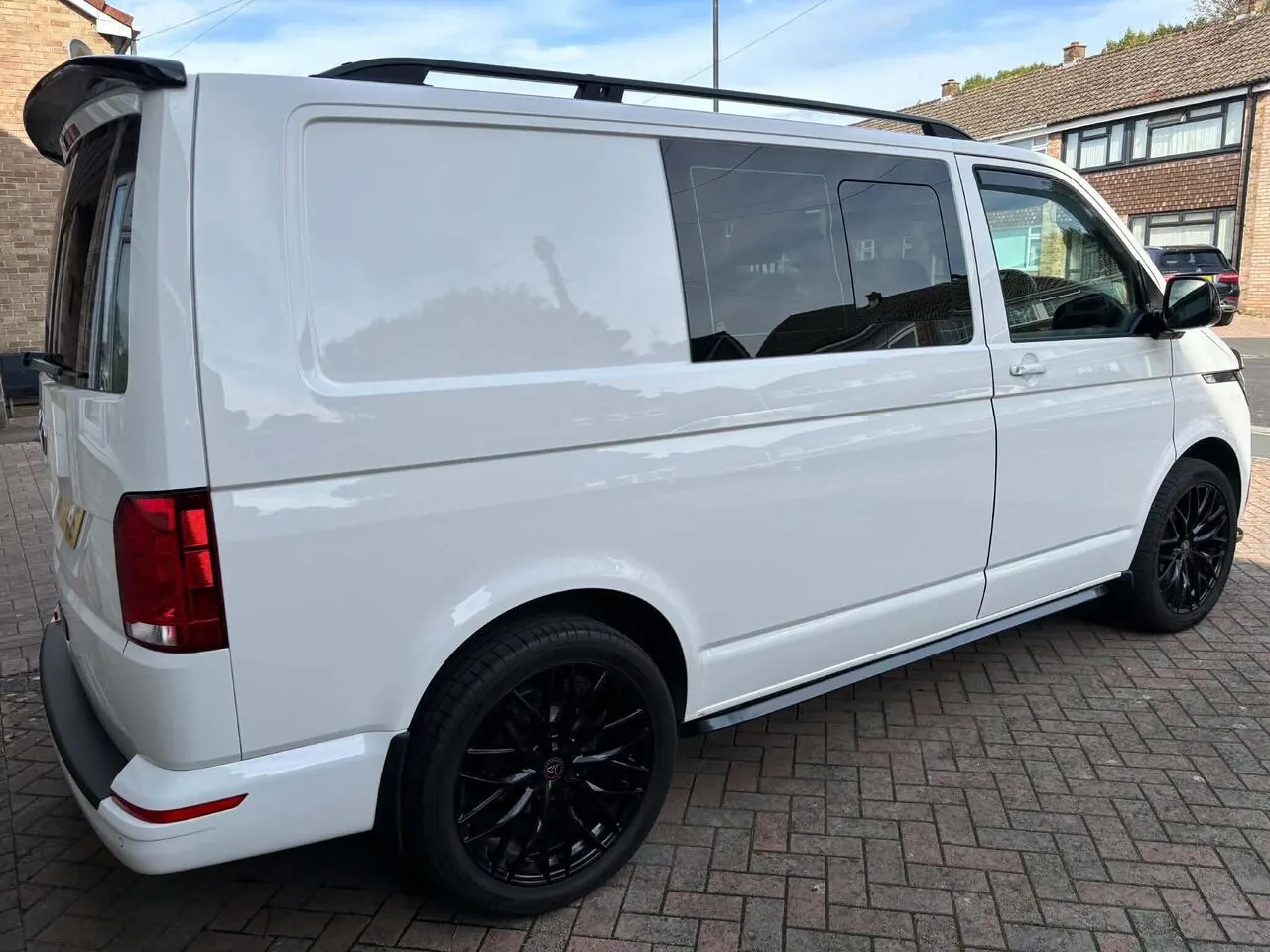 Volkswagen Transporter 2021 photo 3