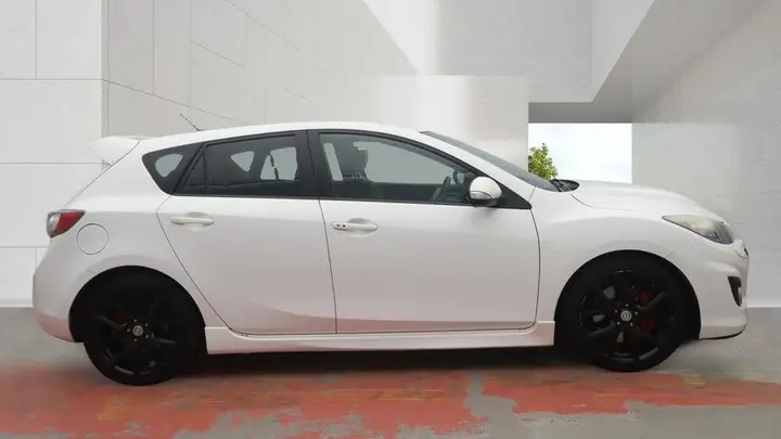 Mazda Mazda3 2012 photo 5