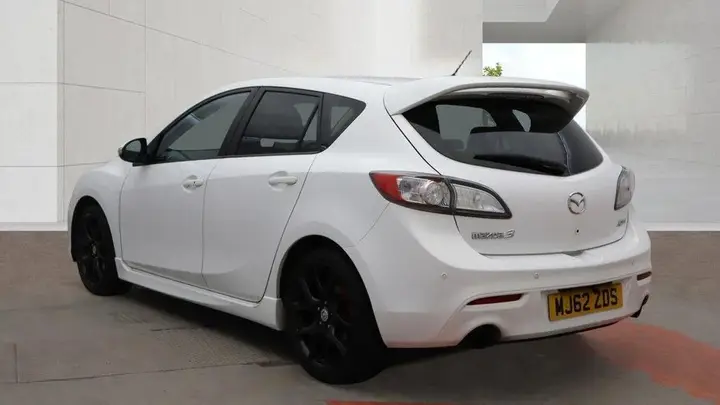 Mazda Mazda3 2012 photo 3