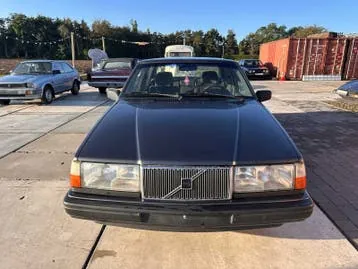 Volvo 940 Gl photo 2